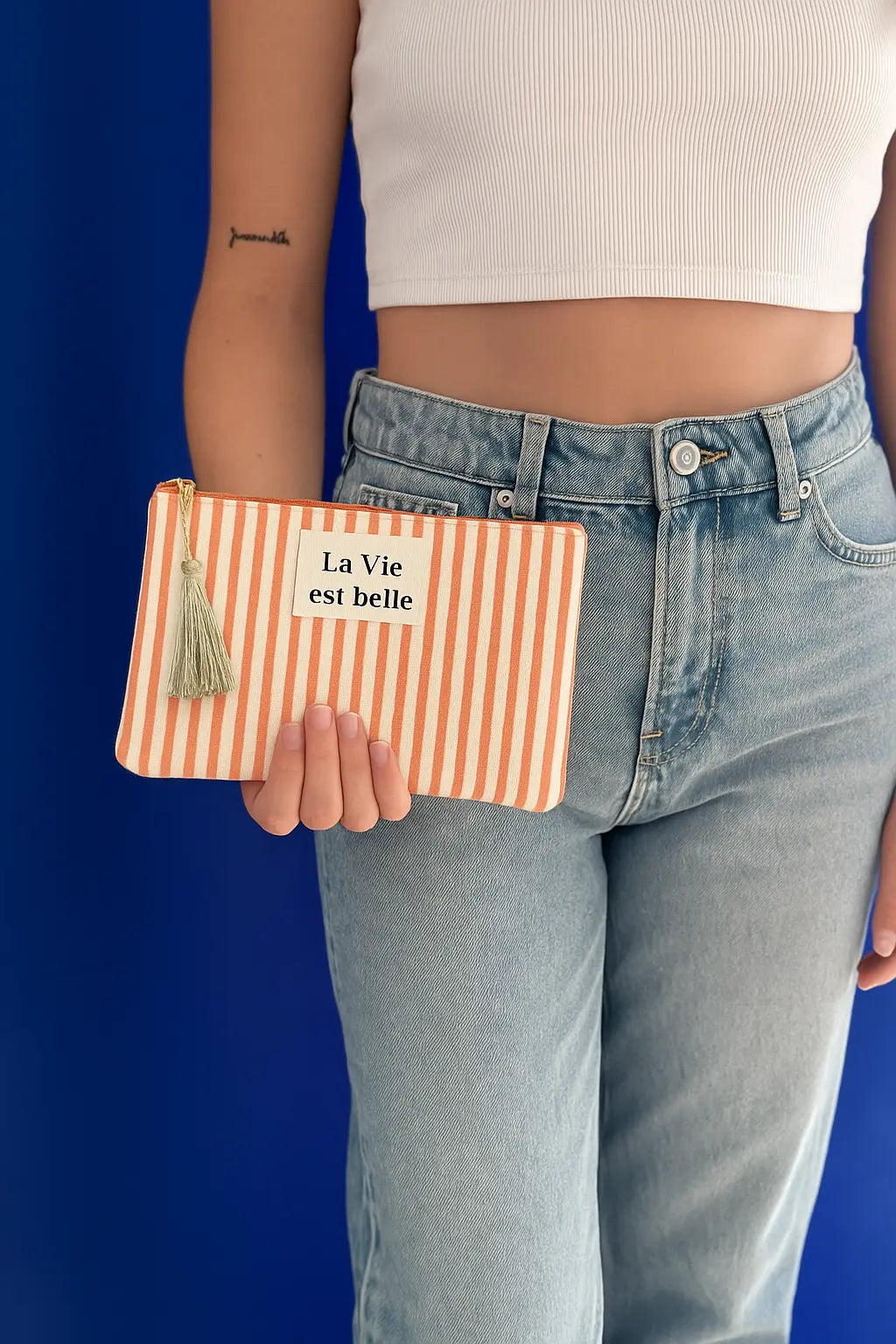 Pochette corail rayée posée style accessoire quotidien joyeux – Chéri Chérie