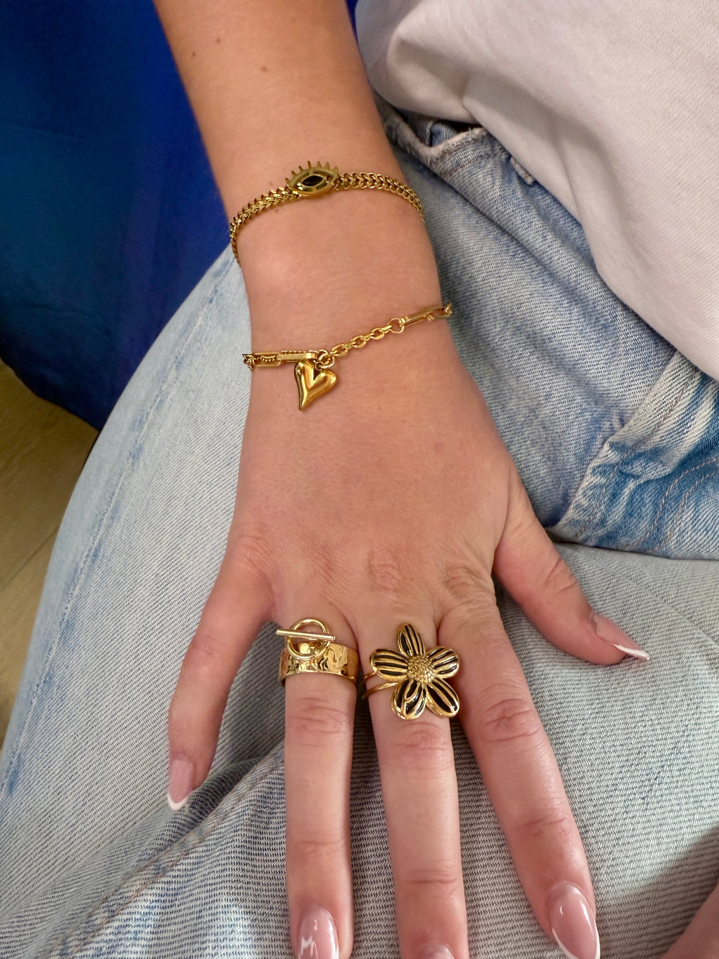 Bague Toggle martelé avec papille