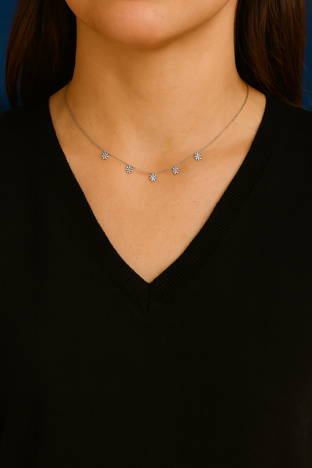Collier mailles serpent avec petites fleurs