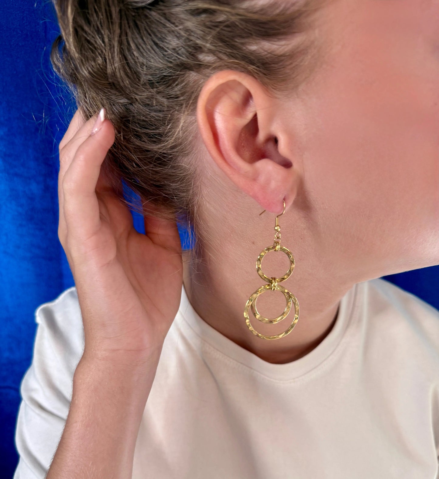 Boucles d’oreilles tendance 23 – acier chirurgical Chéri Chérie
