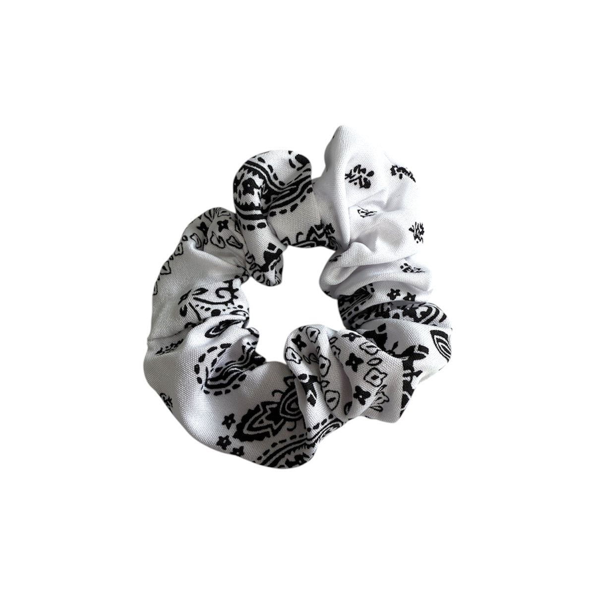 Chouchou motif bandana blanc et noir Chéri Chérie