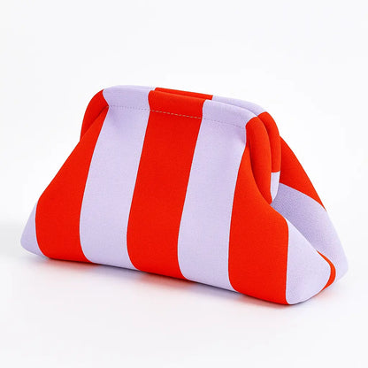 Pochette CARMEN rayée rouge parme polyester texturé femme format trapèze 30x20 cm - Chéri Chérie