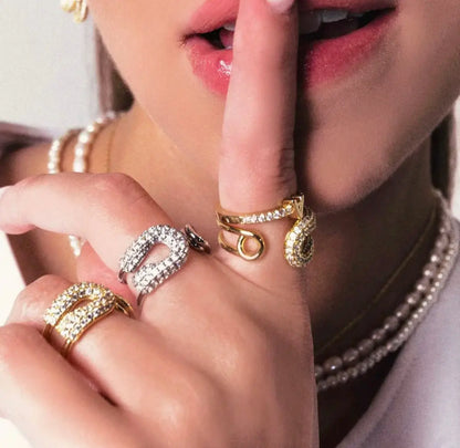 Bague Initiale strass ‘C’ Chéri Chérie
