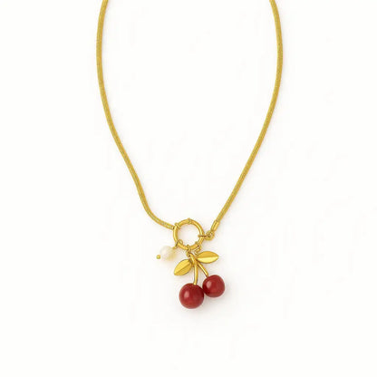 Collier CHERRY maille serpent dorée pendentif cerise rouge perle eau douce acier chirurgical 316L - Chéri Chérie