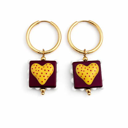 Créoles Gisèle dorées cœur pop art bordeaux jaune acier inoxydable 316L - Chéri Chérie