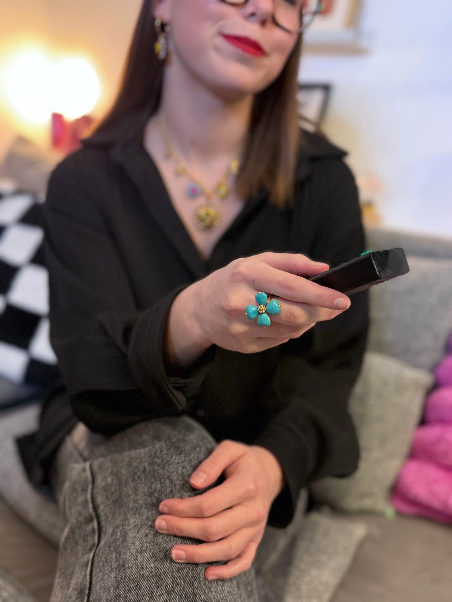 Bague Marble pierre turquoise naturelle veinée monture dorée sertie griffes - Chéri Chérie
