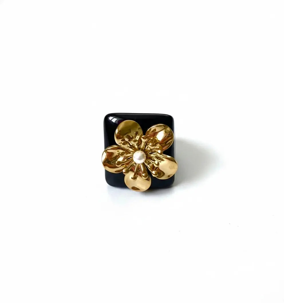 Bague Bianka résine noire abeille dorée 3D acier chirurgical 316L plaqué or 18K – Chéri Chérie