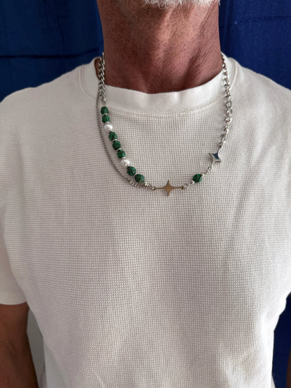 Collier double homme acier perles malachite porté cou homme - Chéri Chérie
