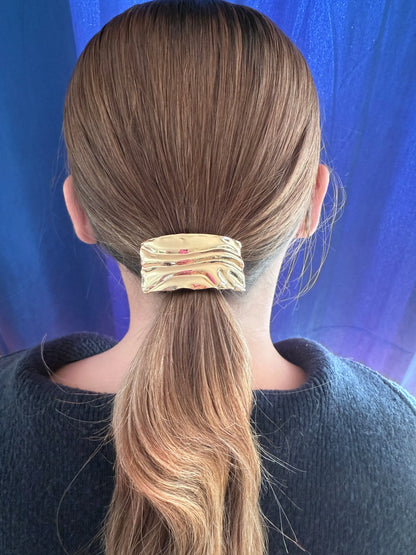 Accessoire cheveux pièce dorée effet métal - Chéri Chérie
