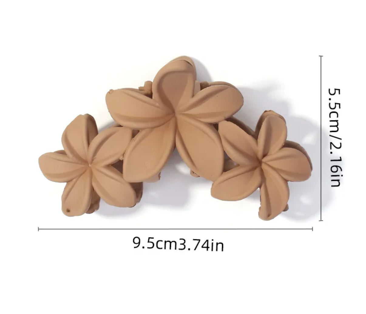 Pince cheveux avec 3 fleurs beige mat Chéri Chérie