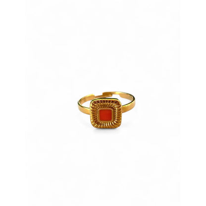Bague Mini Carré Corail pierre corail anneau fin doré acier chirurgical 316L – Chéri Chérie