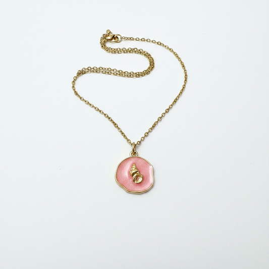 Collier Médaillon Rose & Coquillage Doré — Chaîne Fine Dorée